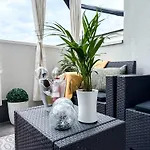 White Luxury-free Private Garage *