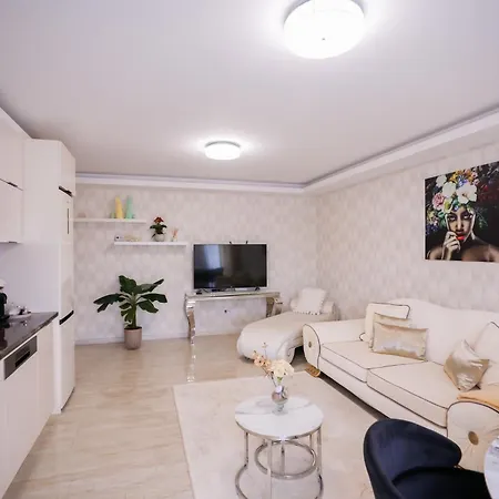 公寓 White Luxury-free Private Garage Nyíregyháza